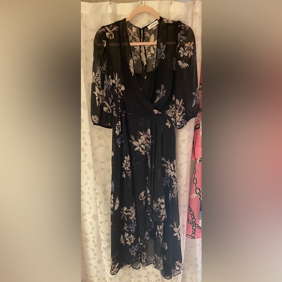 Calvin Klein Black Floral Sleeve Dress - Picture 1 of 3